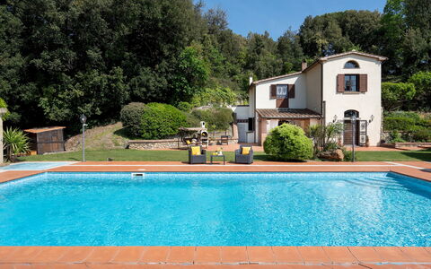 Villa Nikka 6: Schwimmbad, Resort, Eco Hotel, Hazienda, Estate, Villa, Hotel, Schatten, Water Feature, Thermae
