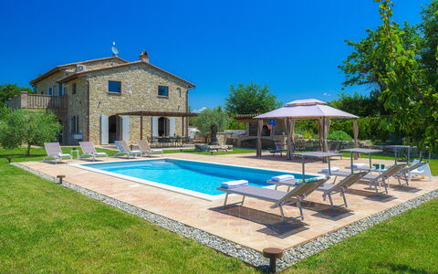 Villa Flaminia 8+2 -: Schwimmbad, Resort, Estate, Bauernhaus, Gartenmöbel, Garten, Villa, Eco Hotel, Stuhl, Hazienda