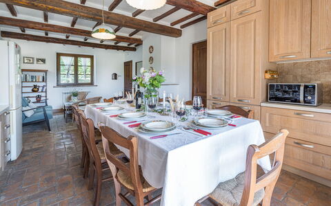 Casa Eusebia 8+2: Möbel, Esszimmer, Holz, Interior Design, Küche & Esszimmer Tisch, Tabelle, Zuhause, Stuhl, Küche, Flooring