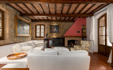 Villa Binetti 7: Möbel, Interior Design, Flooring, Wand, Fussboden, Holz, Couch, Decke, Wohnzimmer, Zimmer