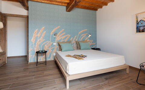 Casolare San Martino 12: Möbel, Interior Design, Holz, Flooring, Fussboden, Schlafzimmer, Beleuchtung, Zimmer, Bett, Zuhause