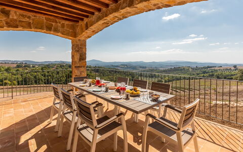 Casale Grottini 8: Landschaft, Gartenmöbel, Stuhl, Küche & Esszimmer Tisch, Tisch Im Freien, Eco Hotel