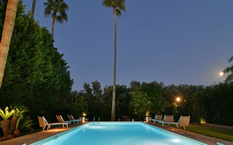 Villa Afrodite 8: Schwimmbad, Resort, Gartenmöbel, Eco Hotel, Schatten, Freizeit, Thermae, Hotel, Sonnenliege
