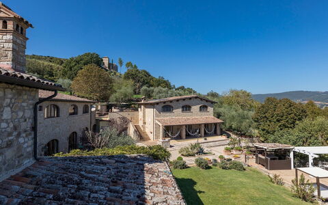 Residenza Collefiorito 26: Die Architektur, Haus, Dach, Landschaft, Zuhause, Estate, Ländliches Gebiet, Hütte, Bauernhaus, Hazienda