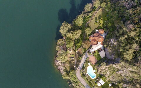 Villa Eden 8: Wasser, Gewässer, Bank, See, Küsten Und Ozeanische Forms, Küste, Reservoir, Ufer, See, Klang