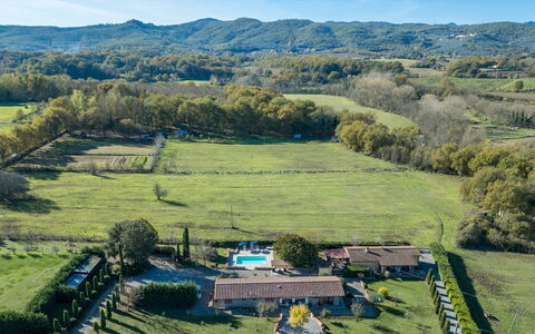 La Vigna 4: Landschaft, Grundstueck, Einfach, Ländliches Gebiet, Estate, Vogelperspektive, Landscaping, Luftaufnahmen, Plantage, Eco Hotel
