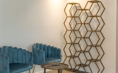 Onda 8: Interior Design, Möbel, Regale, Regal, Natürliches Material, Holzbeize, Hartholz, Wohnzimmer