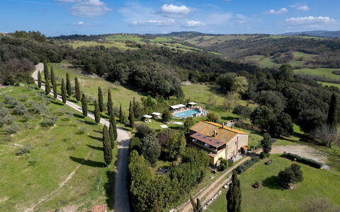 Il Pratone 12: Estate, Garten, Villa, Landscaping, Eco Hotel, Vogelperspektive, Hazienda, Bauernhaus, Villa, Luftaufnahmen