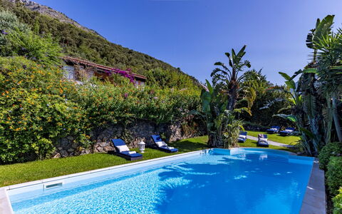 Villa Bambù 9+2: Blau, Schwimmbad, Resort, Freizeit, Eco Hotel, Tropen, Urlaub, Hotel, Landscaping