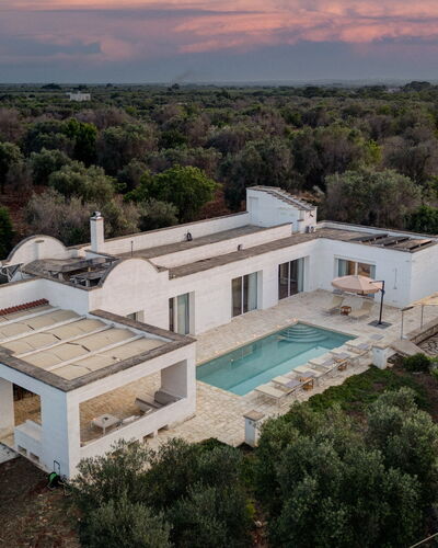Villa Puspo 8: Die Architektur, Zuhause, Estate, Verbundwerkstoff, Schwimmbad, Villa, Villa, Hazienda, Resort, Bauernhaus