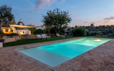 Trullo Luna 6+1: Blau, Schwimmbad, Estate, Garten, Hazienda, Landscaping, Garten, Water Feature, Villa, Hinterhof