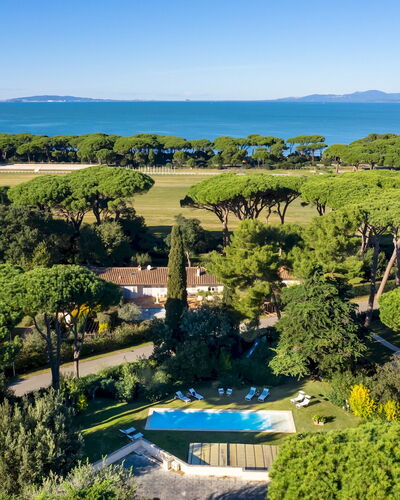 Villa Puntala 10: Vogelperspektive, Landscaping, Resort, Schwimmbad, Park, Luftaufnahmen, Ferienort, Tropen