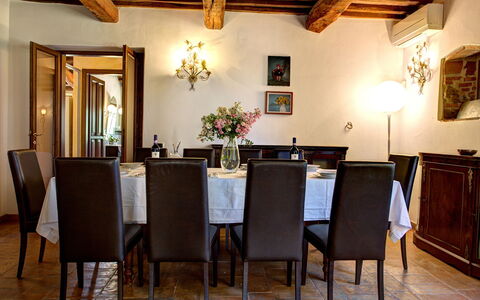 La Magia 8+2: Möbel, Interior Design, Tabelle, Flooring, Holz, Esszimmer, Decke, Zimmer, Küche & Esszimmer Tisch, Beleuchtung