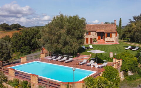Casale Ombrone 11: Estate, Hazienda, Schwimmbad, Villa, Bauernhaus, Villa, Hof, Eco Hotel