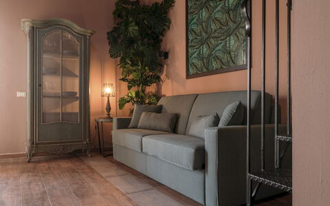 Agriresort Bacaringhe 13: Möbel, Flooring, Wand, Fussboden, Interior Design, Holz, Couch, Wohnzimmer, Zuhause, Zimmer