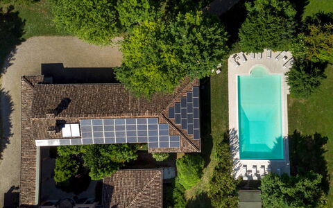 Villa Valchero 12: Schwimmbad, Wohngebiet, Resort, Estate, Freizeit, Hinterhof, Garten, Landscaping, Eco Hotel, Bauernhaus