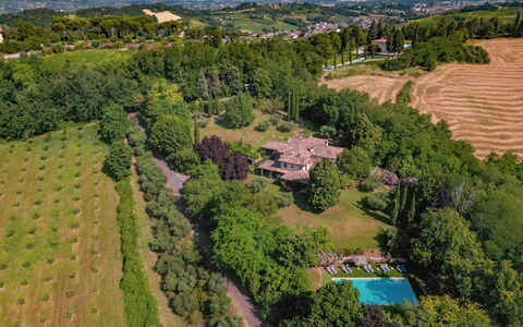 Dolce Collina 10: Baum, Natürlichen Umgebung, Natur, Landschaft, Wohngebiet, Grundstueck, Vogelperspektive, Estate, Ländliches Gebiet, Einfach
