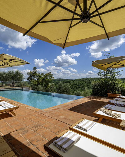 Muricciaglia 14: Eco Hotel, Schwimmbad, Estate, Resort, Sonnenliege, Villa, Landscaping, Ferienort, Gartenmöbel, Hazienda