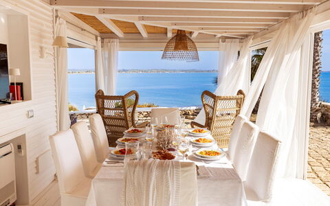 Baia L'Aura 8: Möbel, Tabelle, Stuhl, Resort, Meer, Gartenmöbel, Linens, Ozean, Eco Hotel, Küste