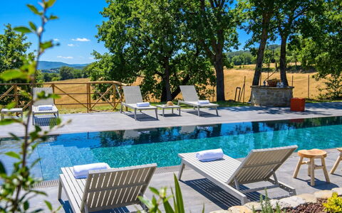 Dimora dei Sogni 7+1: Schwimmbad, Gartenmöbel, Sonnenliege, Möbel, Resort, Stuhl, Eco Hotel, Garten, Estate, Schatten
