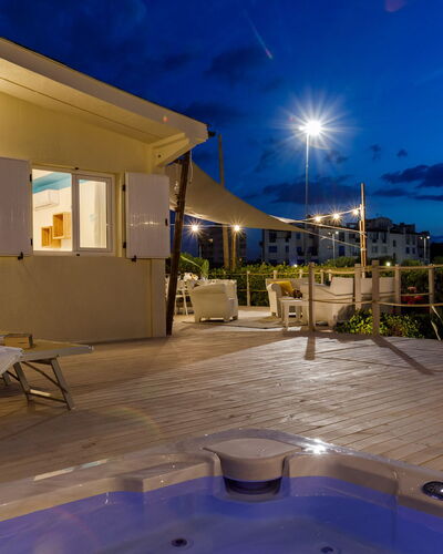 Casetta del Pescatore 4: Zuhause, Wohnung, Hotel, Resort, Stuhl, Zimmerpflanze, Schwimmbad, Villa