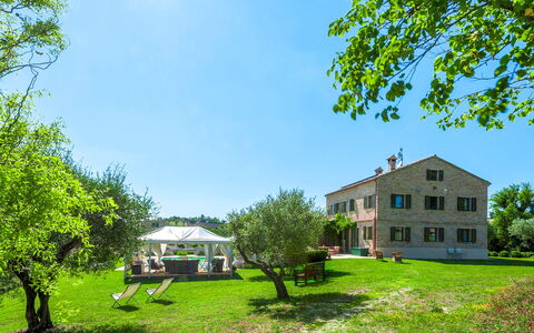 Casa Sant'Elia 7+3: Garten, Estate, Freizeit, Rasen, Landscaping, Bauernhaus, Park, Plantage, Villa, Villa