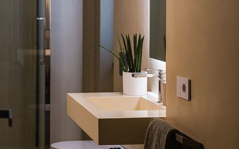 Villa Giulia 8: Interior Design, Bad Sink, Wand, Flooring, Armatur, Badezimmer, Spiegel, Fussboden, Light Fixture, Sinken