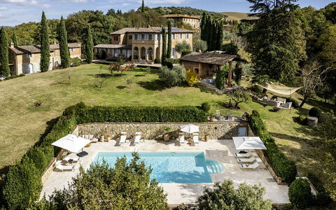 Podere Vernine di Sotto 14: Estate, Strauch, Zuhause, Garten, Bauernhaus, Landscaping, Villa, Villa, Hazienda, Hütte