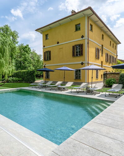 Tenuta Schiavon Barrero 12: Wohngebiet, Schwimmbad, Haus, Zuhause, Reflexion, Estate, Reflecting Pool, Garten, Resort, Villa