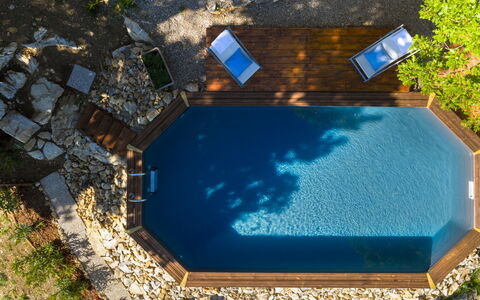 Cottage Dolcevista 4+2: Blau, Verbundwerkstoff, Schwimmbad, Landscaping, Teich, Hinterhof