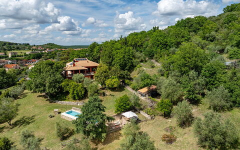Villa Il Ritiro 8: Baum, Vegetation, Landschaft, Ländliches Gebiet, Wohngebiet, Pflanzengemeinschaft, Menschliche Siedlung, Estate, Vogelperspektive, Shrubland