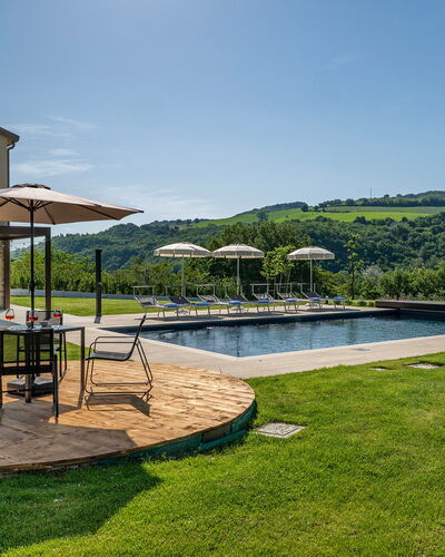 Villa Mamon 6+2: Schwimmbad, Gartenmöbel, Tisch Im Freien, Garten, Resort, Eco Hotel, Landscaping, Rasen, Bauernhaus, Estate