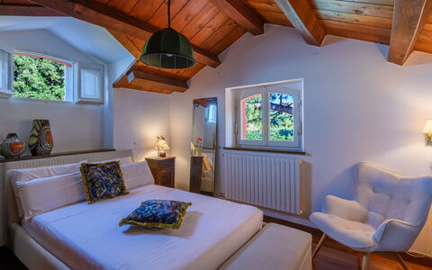 Villa Fiola 8: Interior Design, Möbel, Zuhause, Schlafzimmer, Decke, Haus, Fussboden, Bett, Flooring, Beleuchtung