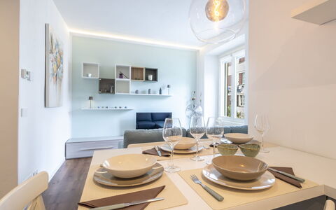 Genzianella Alpine Apartment: Flooring, Fussboden, Decke, Interior Design, Countertop, Küche, Cabinetry, Zimmer, Major Appliance, Light Fixture