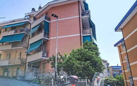 Attico Alda: Estate, Landscaping, Villa, Hecke, Balkon