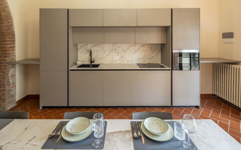 Casale le Lupe Apartments: Flooring, Küche, Interior Design, Küchengerät, Countertop, Fussboden, Major Appliance, Cabinetry, Haushaltsgerät, Wohnung