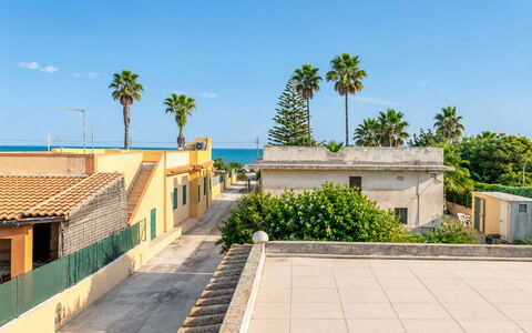 Villa Franca: Blau, Schatten, Tropen, Balkon, Hotel