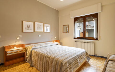 Nautilus: Interior Design, Bett, Schlafzimmer, Bettdecke, Zimmer, Flooring, Fussboden, Decke, Möbel, Bedding