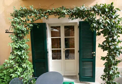 Santo Agostino: Eigentum, Zuhause, Haus, Gebäude, Fenster, Grundeigentum, Tür, Die Architektur, Fassade, Baum