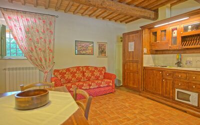 San Donato 1: Zimmer, Eigentum, Möbel, Gebäude, Haus, Interior Design, Fussboden, Grundeigentum, Wohnzimmer, Decke