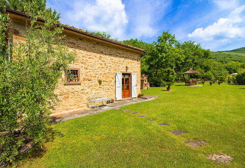 La Casa di Pino: Schwimmbad, Resort, Garten, Eco Hotel, Gartenmöbel, Thermae, Water Feature, Schatten, Estate, Landscaping