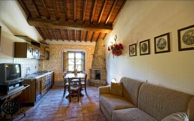 Il Cipressino: Zimmer, Eigentum, Gebäude, Interior Design, Möbel, Wohnzimmer, Haus, Decke, Fussboden, Zuhause
