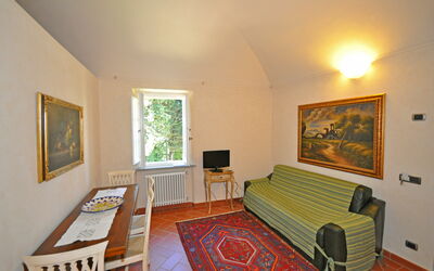 Dante 3: Zimmer, Eigentum, Möbel, Interior Design, Gebäude, Fussboden, Haus, Grundeigentum, Wohnzimmer, Decke