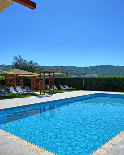 Cerretalta: Schwimmbad, Eigentum, Haus, Grundeigentum, Gebäude, Freizeit, Zuhause, Resort, Estate, Urlaub