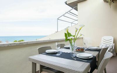 Anna - San Vincenzo, Toskana, Italien