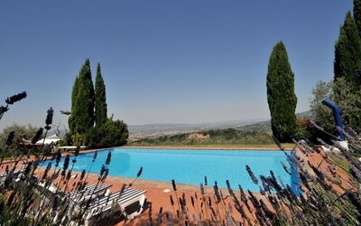 Villa_Paradiso_Schoenes_panorama_swimmbad