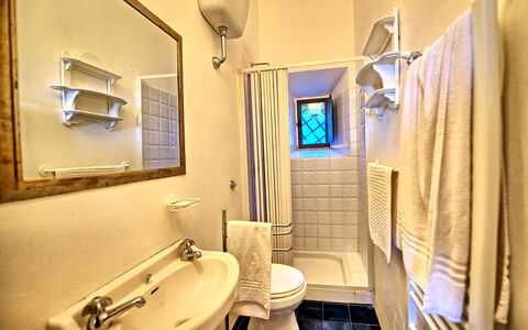Il Principe: Zimmer, Badezimmer, Eigentum, Interior Design, Gebäude, Grundeigentum, Die Architektur, Haus, Suite, Möbel