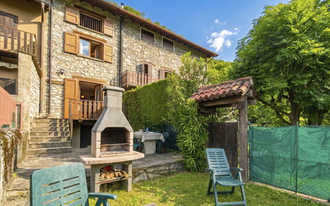 Cà del Fritz: Hütte, Garten, Bauernhaus, Estate, Eco Hotel, Hinterhof, Landscaping, Dorf, Garten, Villa