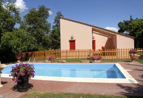 Casa Laura: Eigentum, Haus, Gebäude, Schwimmbad, Grundeigentum, Zuhause, Villa, Die Architektur, Wohngebiet, Fassade