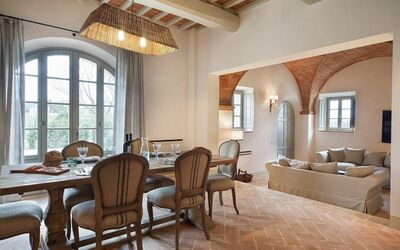 La Valle 2 Castelfalfi: Zimmer, Eigentum, Gebäude, Interior Design, Möbel, Wohnzimmer, Decke, Fussboden, Grundeigentum, Haus